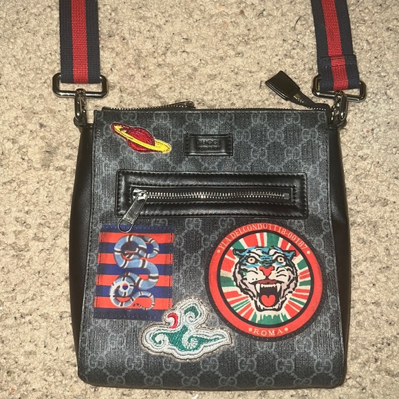 Gucci supreme side bag - Picture 1 of 2